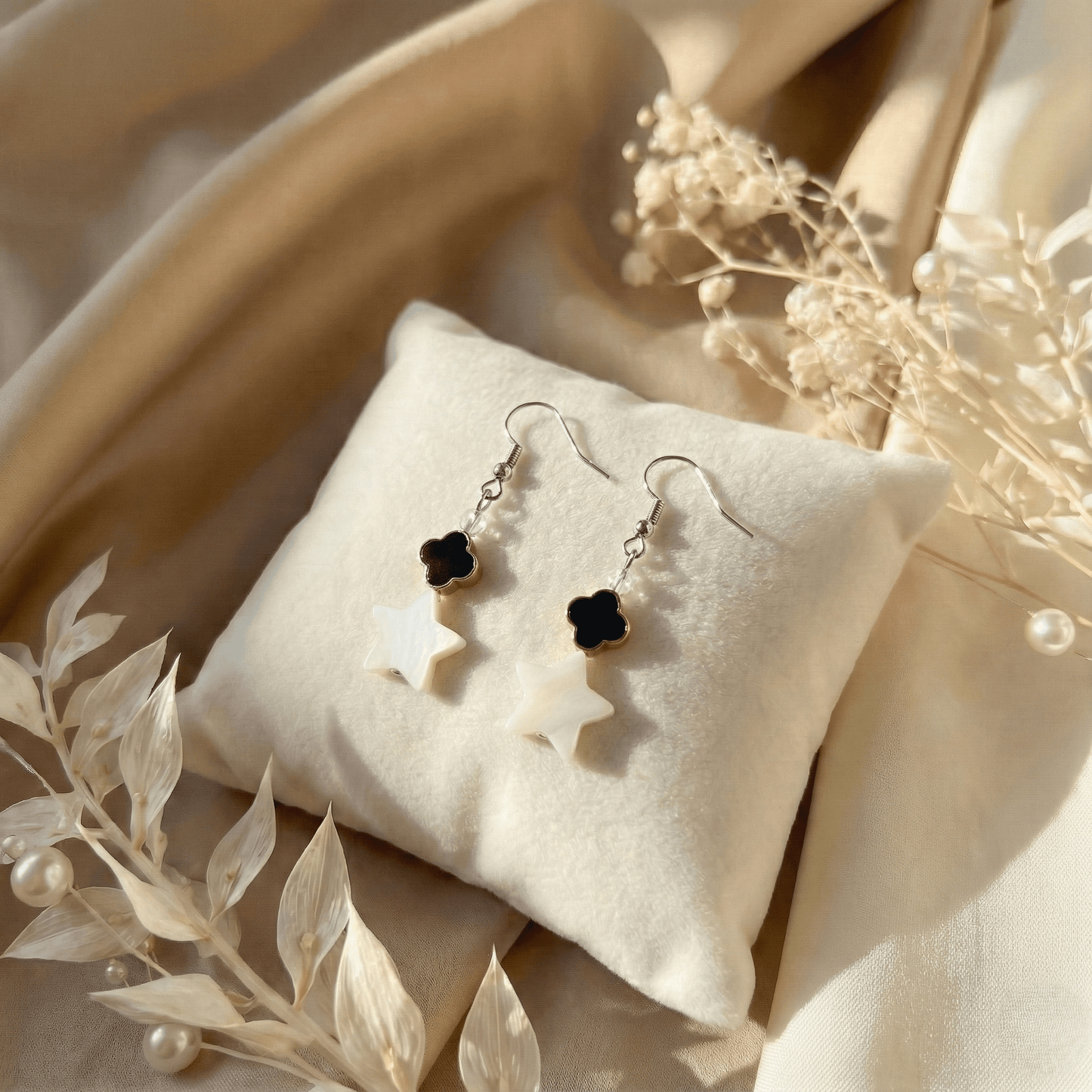 أقراط النجمة المحظوظة