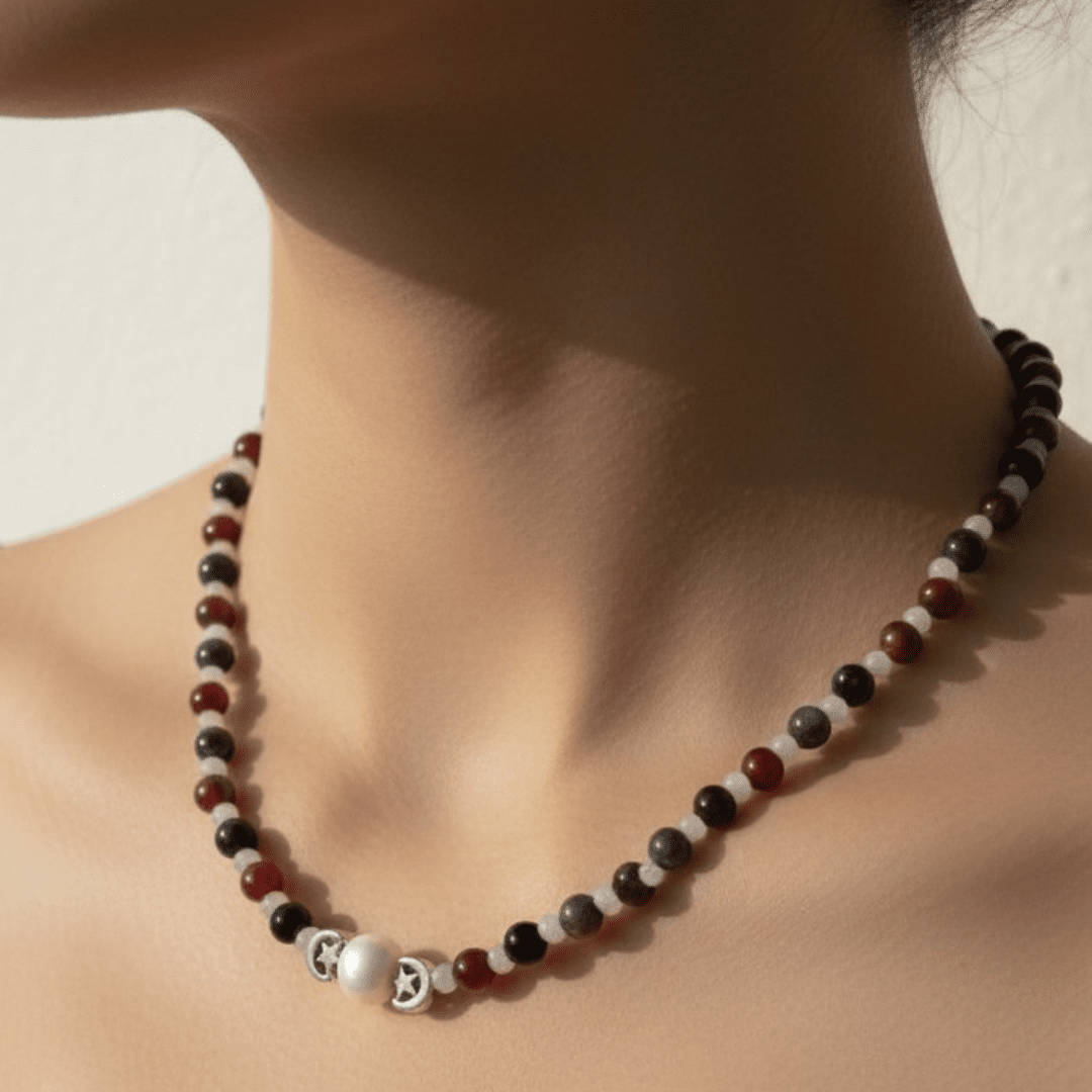 قلادة ضوء القمر